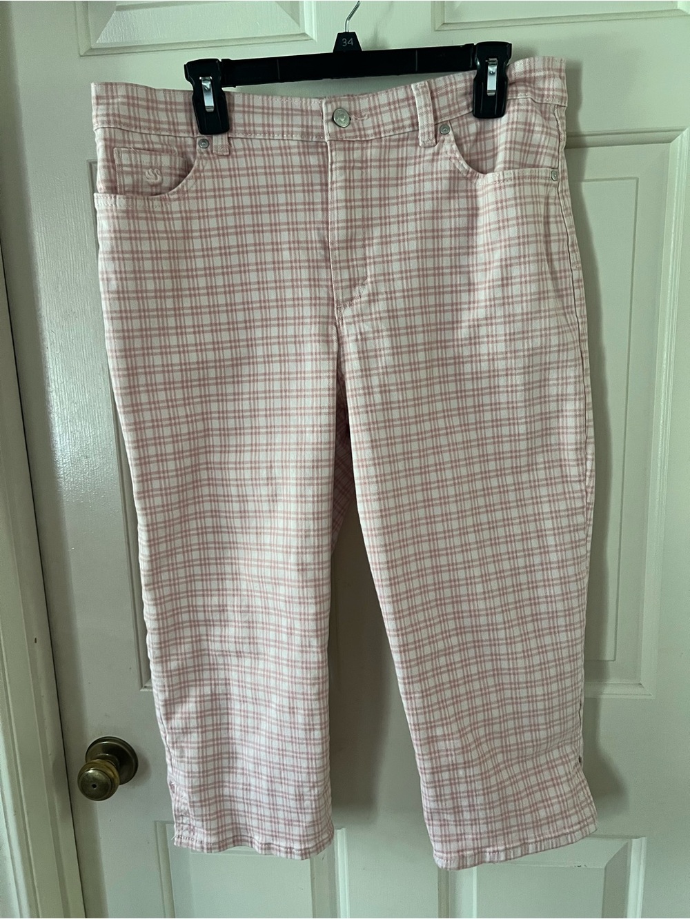 Women’s Pink Plaid Capri Jeans